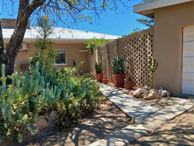 4 Bedroom Property for Sale in Jansenville Eastern Cape